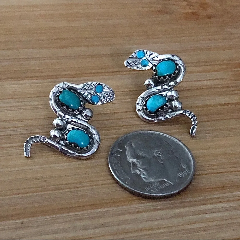 $79  Ray Nieto Native American Sterling Designer Estate Stud Earrings  NIETO 925 - Picture 4 of 5